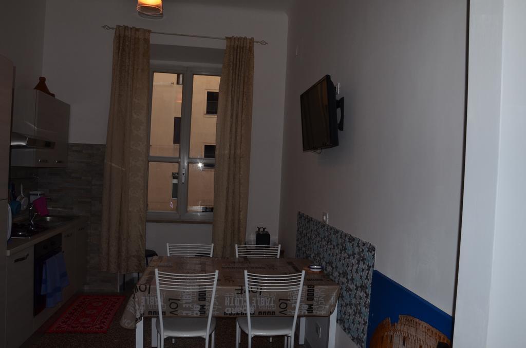 روما Ines Downtown B&B الغرفة الصورة
